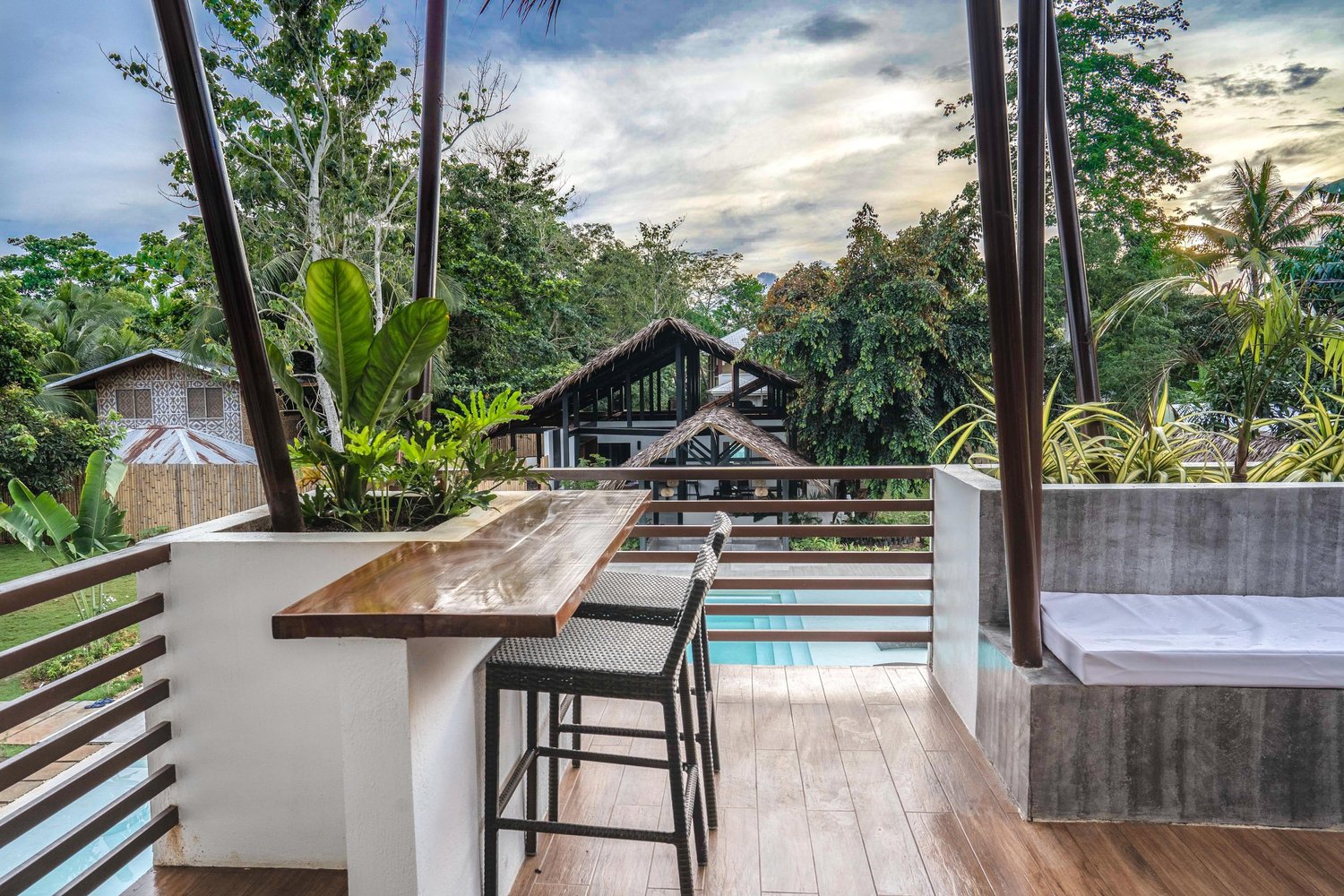 Superior Garden Room private terrace